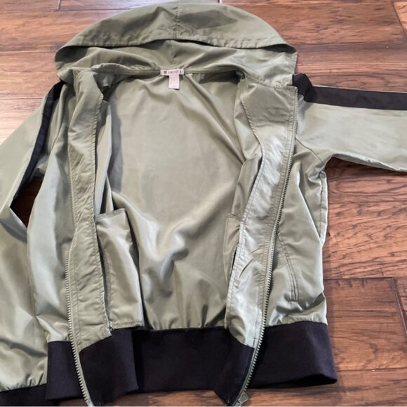 Forever 21 hooded windbreaker jacket olive green size small - Picture 7 of 12